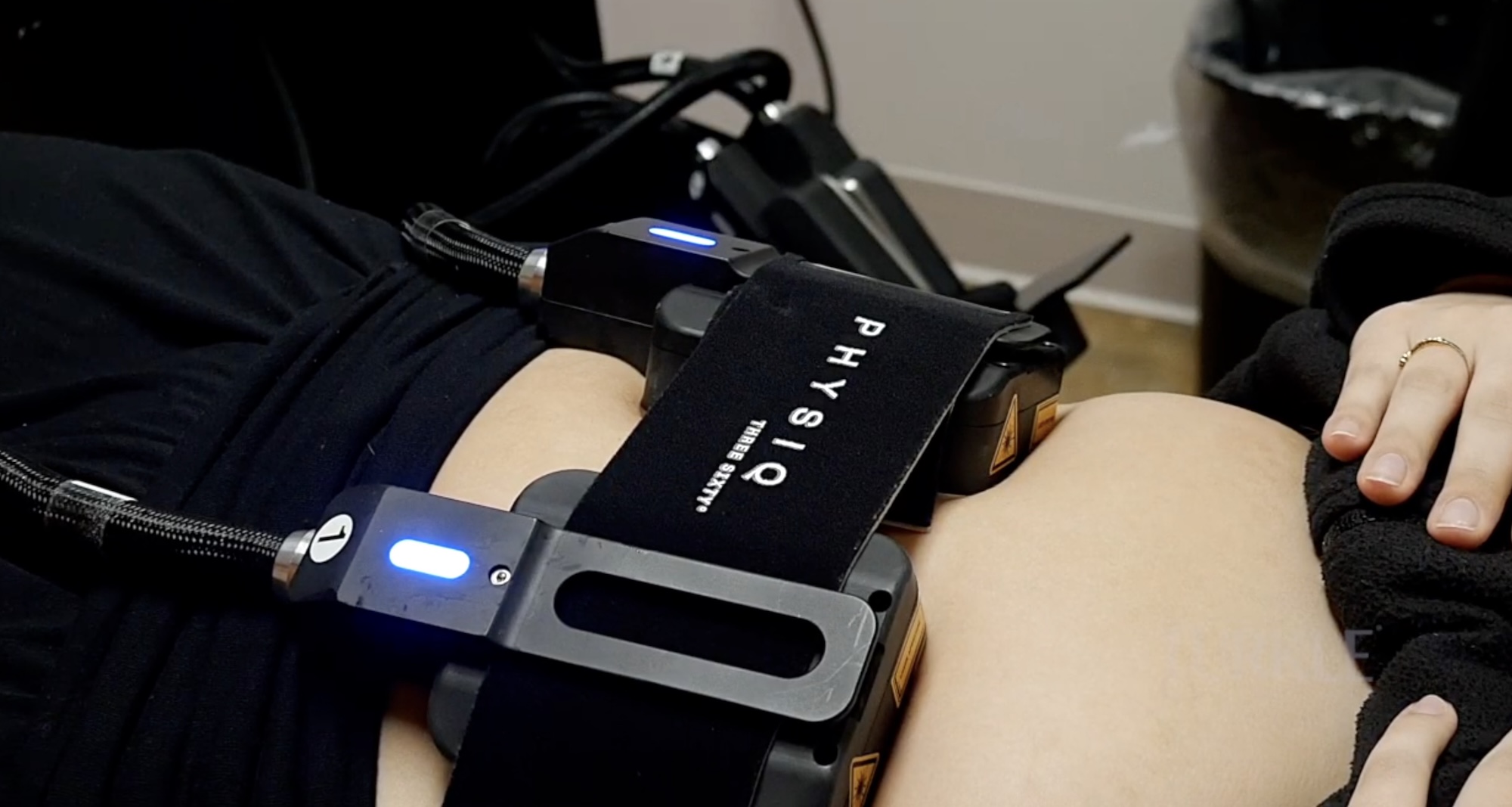 A patient pairs Physiq muscle toning with her CoolSculpting near Fishers.