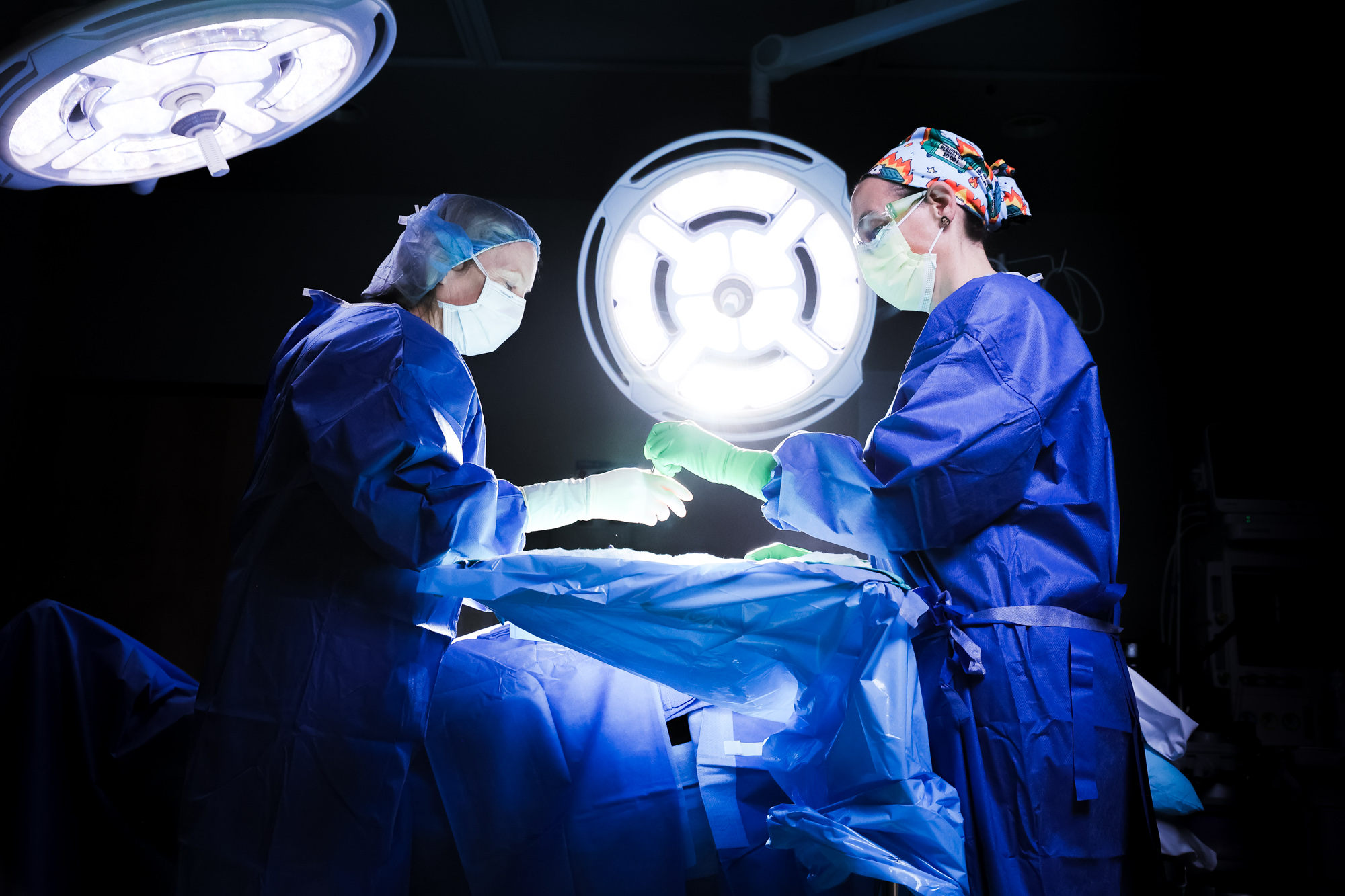 Dr. Turkle is in the OR, performing a patient's gynecomastia surgery in Indiana.